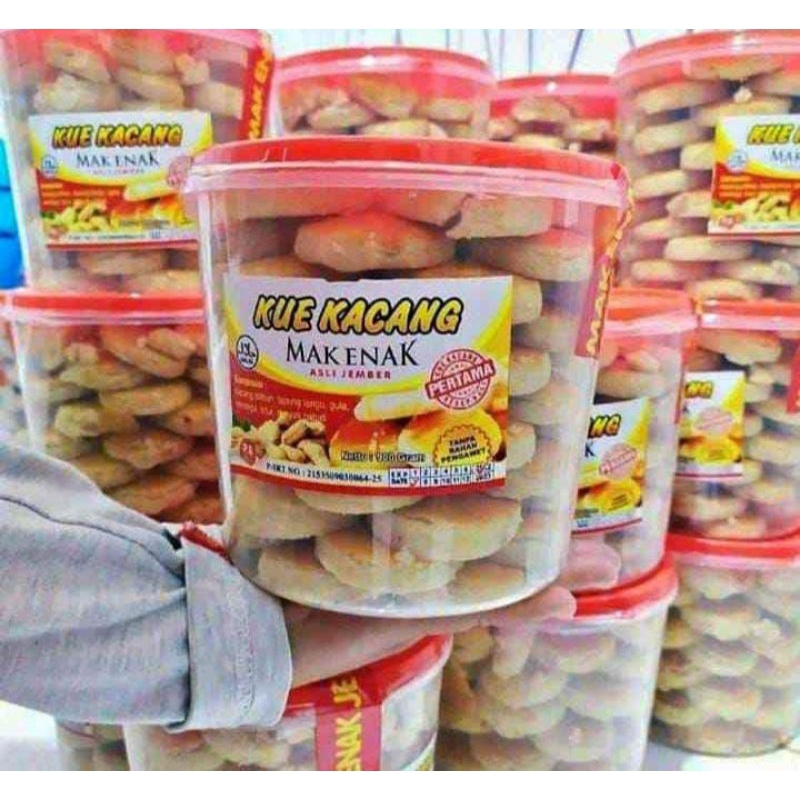 

Mak Enak Kue Kacang Asli Jember isi 900gr ORI