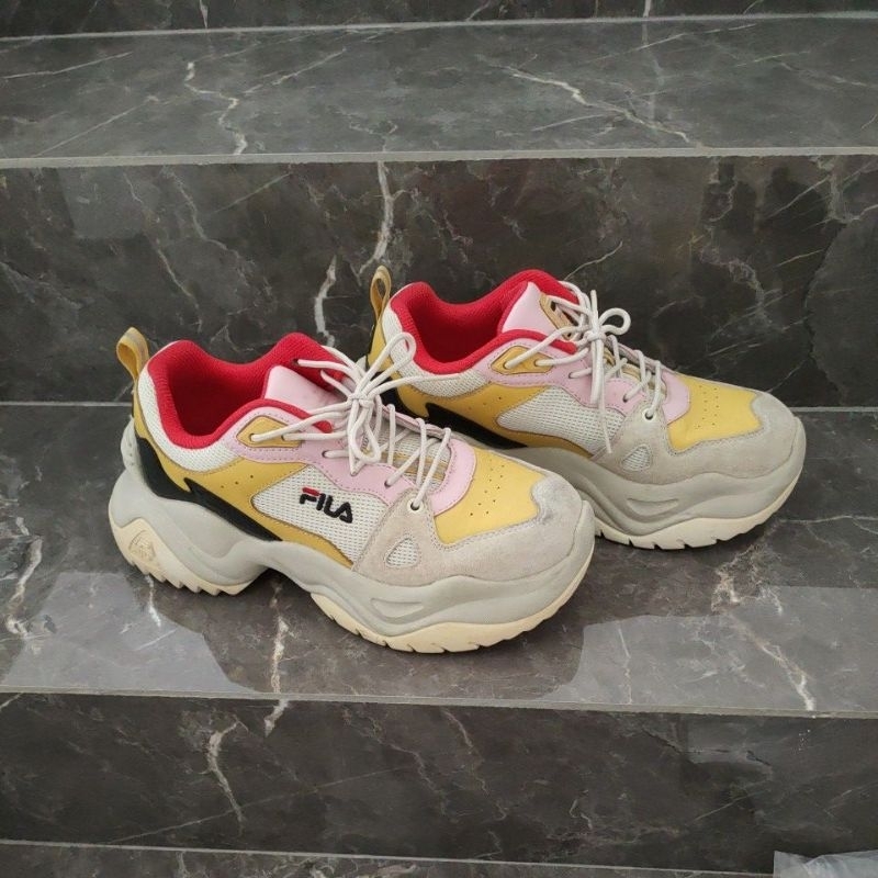 Sepatu Fila Pose Wedge Trainer Women Chunky Sneaker Ori Pink size 38.5 preloved
