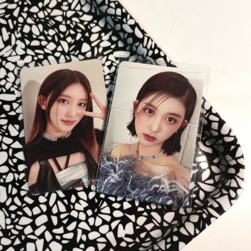 PC IVE GAEUL ALBUM ELEVEN PEACE LOVE DIVE BLUE VER 2 PHOTOCARD