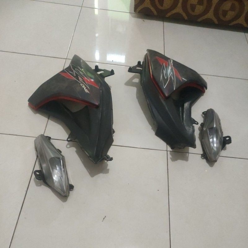 ori bodi Honda CS1kanan kiri