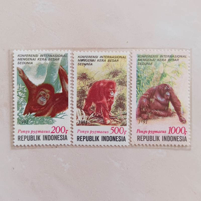 

(AC) Perangko Indonesia 1991 Konferensi Internasional Mengenai Kera Besar Sedunia Set Lengkap 3pcs Mint