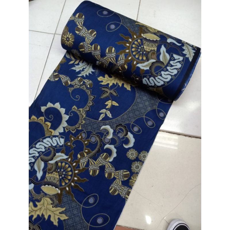 kain batik halus // batik katun premium // kain batik meteran // batik katun