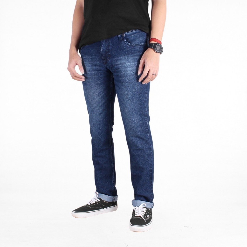 Skinny jeans slimfit biru tua pria model pensil warna biru tua bahan melar stretch terbaru