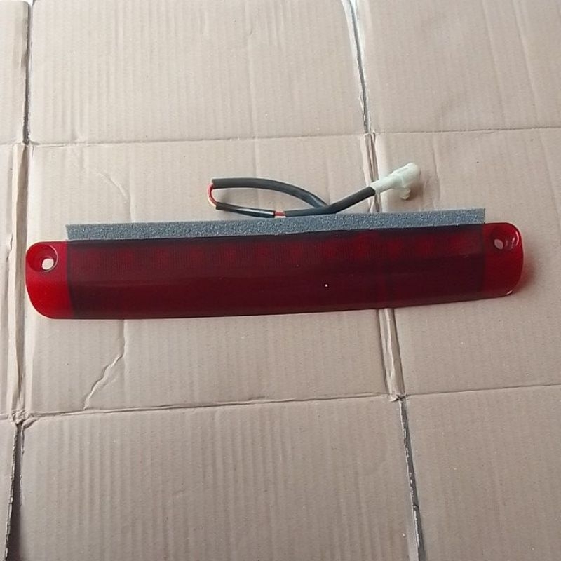Lampu spoiler Innova Avanza Xenia 2005 - 2015 Original