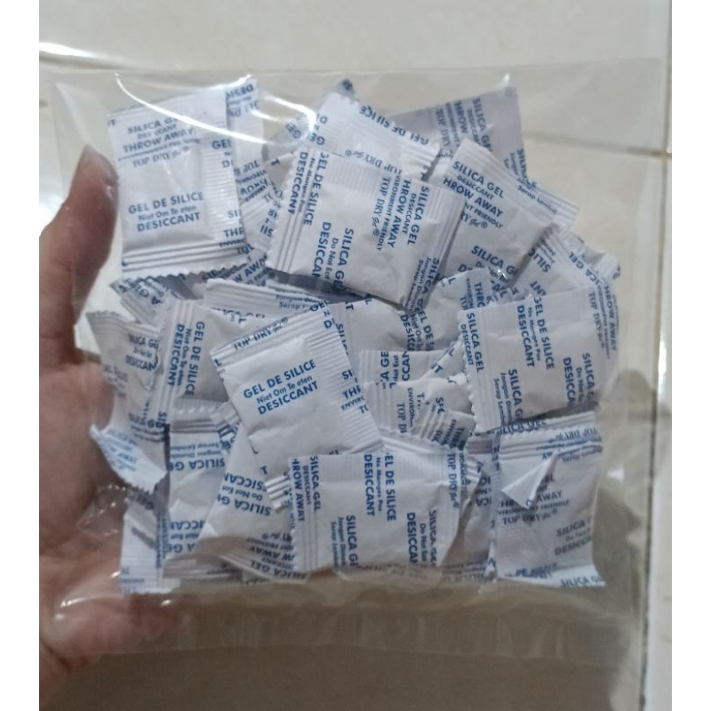 Silica Gel isi 100gr / serap lembab kue kering