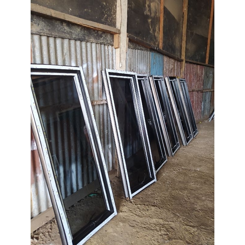 jendela kaca alumunium