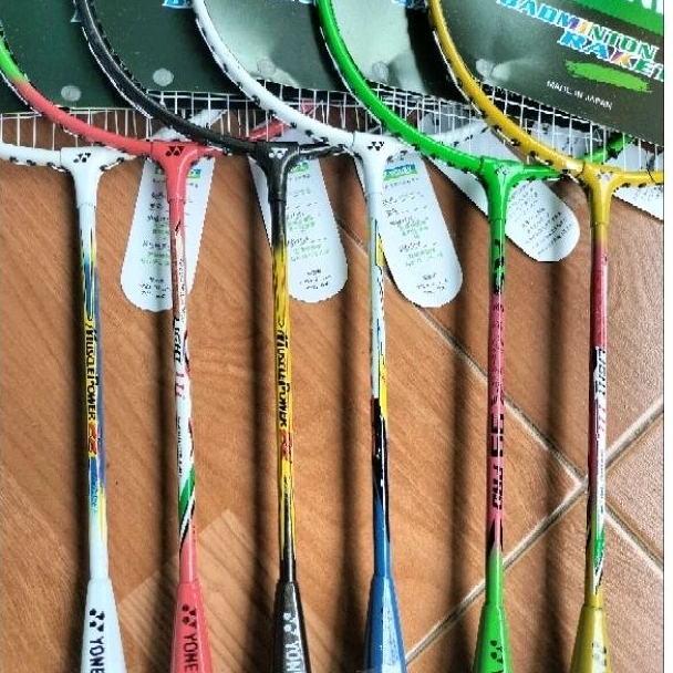 raket badminton bulutangkis sambungan ringan