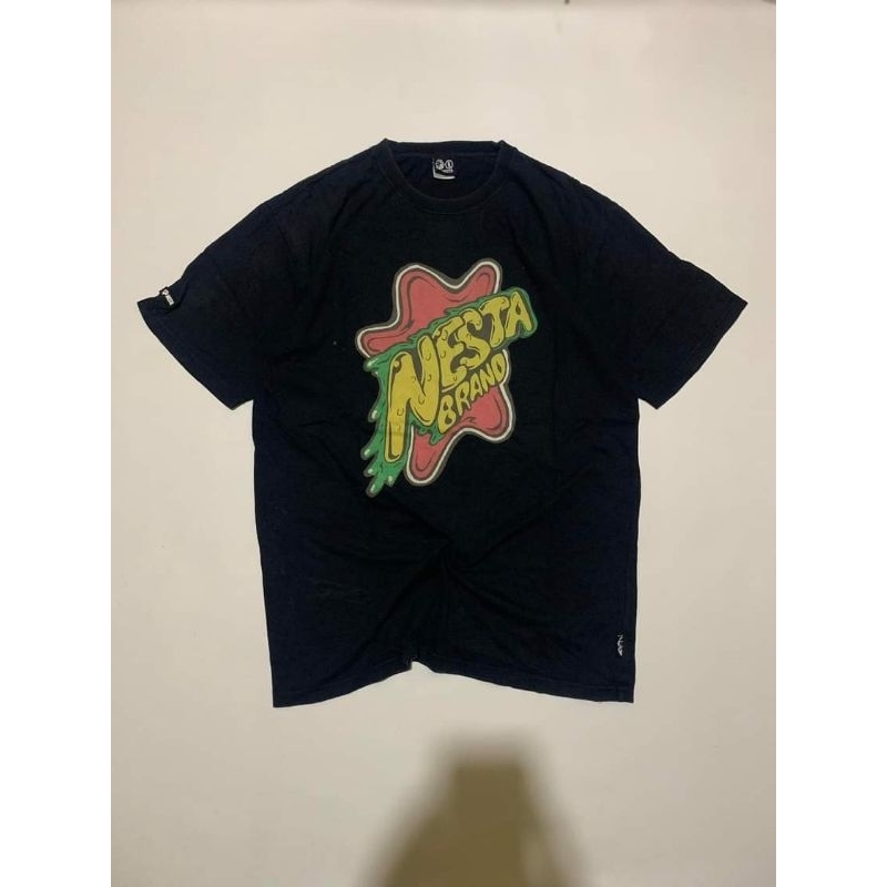 Tshirt Nesta brand