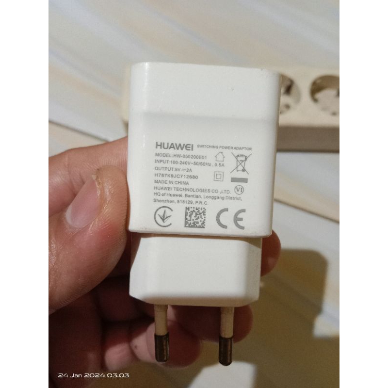 Batok Charger huawei 5v 2a original