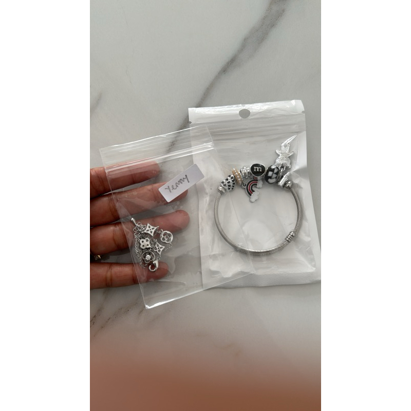 gelang pandora bangkok