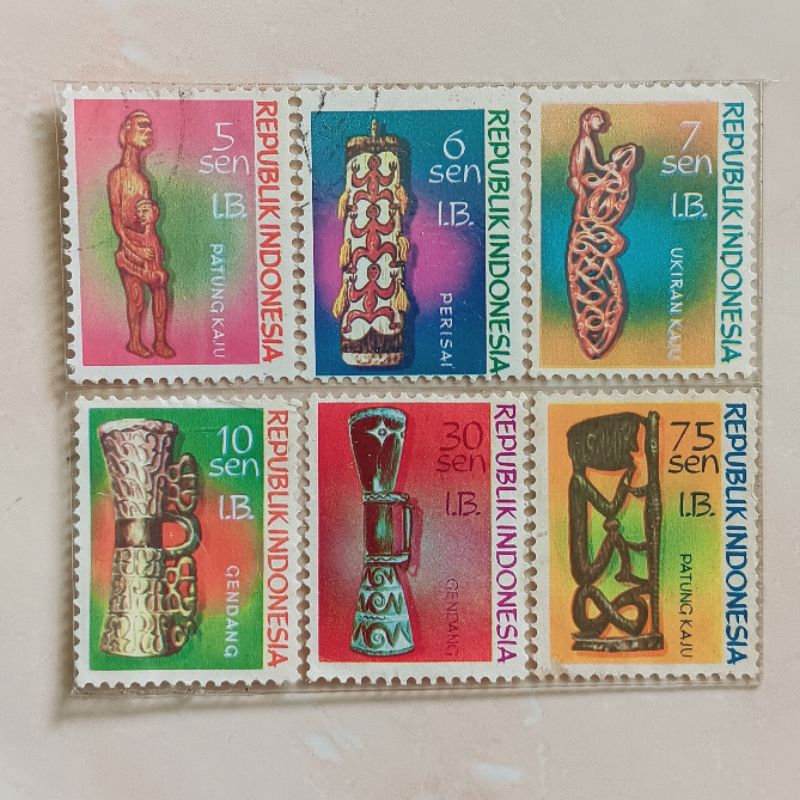 

(AB) Perangko Indonesia Irian Barat 1970 Ukiran Kayu Set 6 pcs Mint & Used