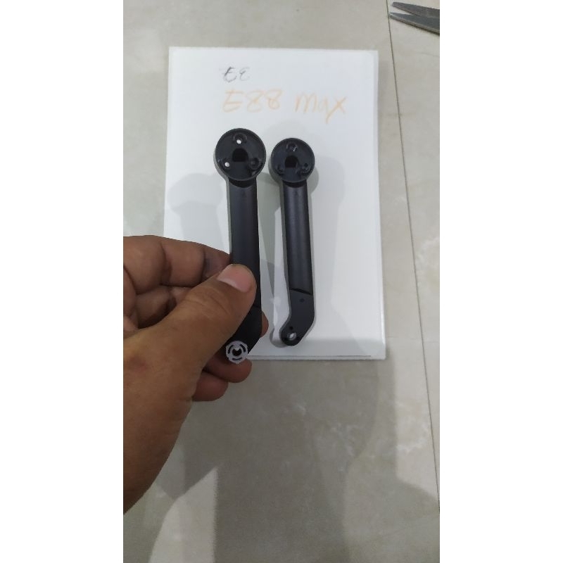 drone part e88 max lengan depan dan belakang