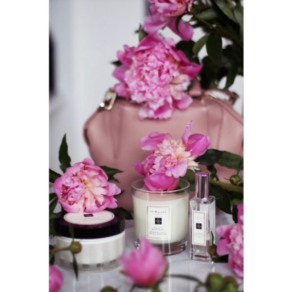 Malone Blush Oil PeonyBlushSuede JM 50GR Jo Limited Fragrance - 50gr Sweet Peony Suede Candle Jual  