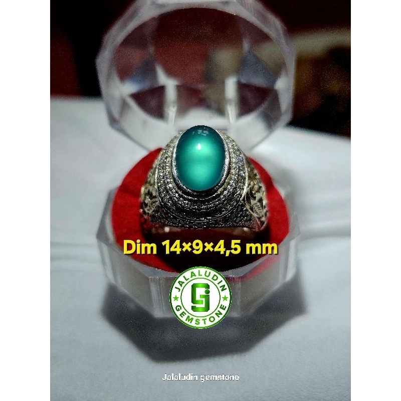 cincin super batu bacan doko majiko tanah hitam