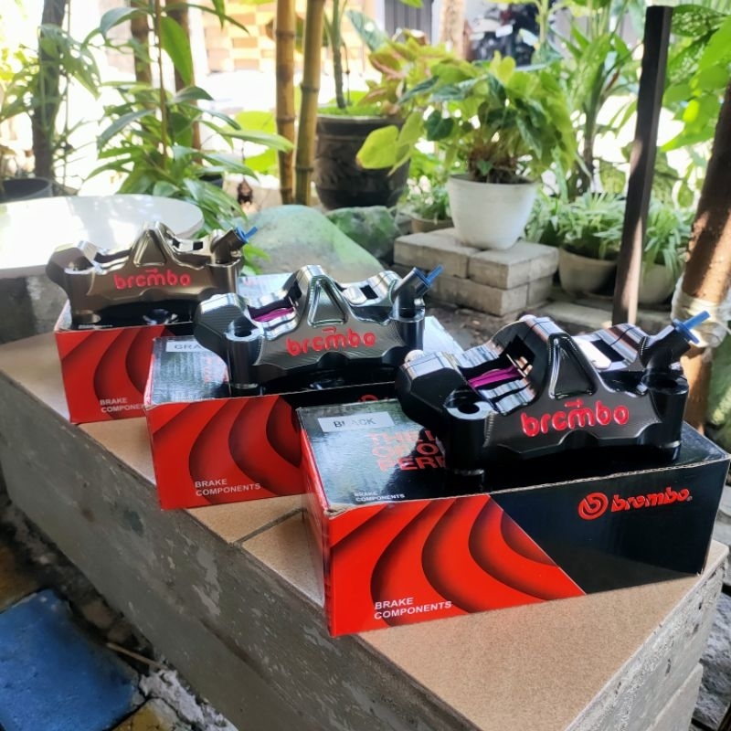 Kaliper brembo gp4rx m50 4piston