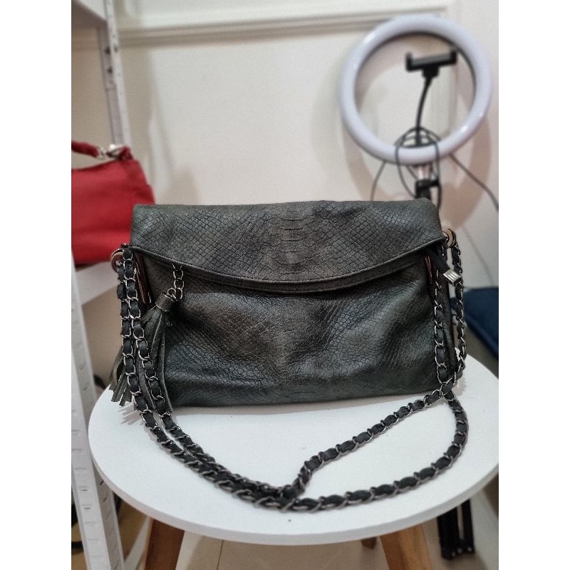 SALE sling kulit asli / tas kulit asli preloved