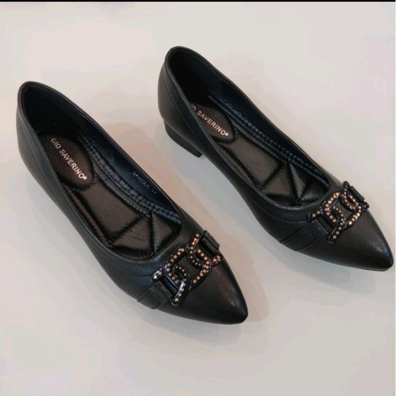Etalase CO Sepatu