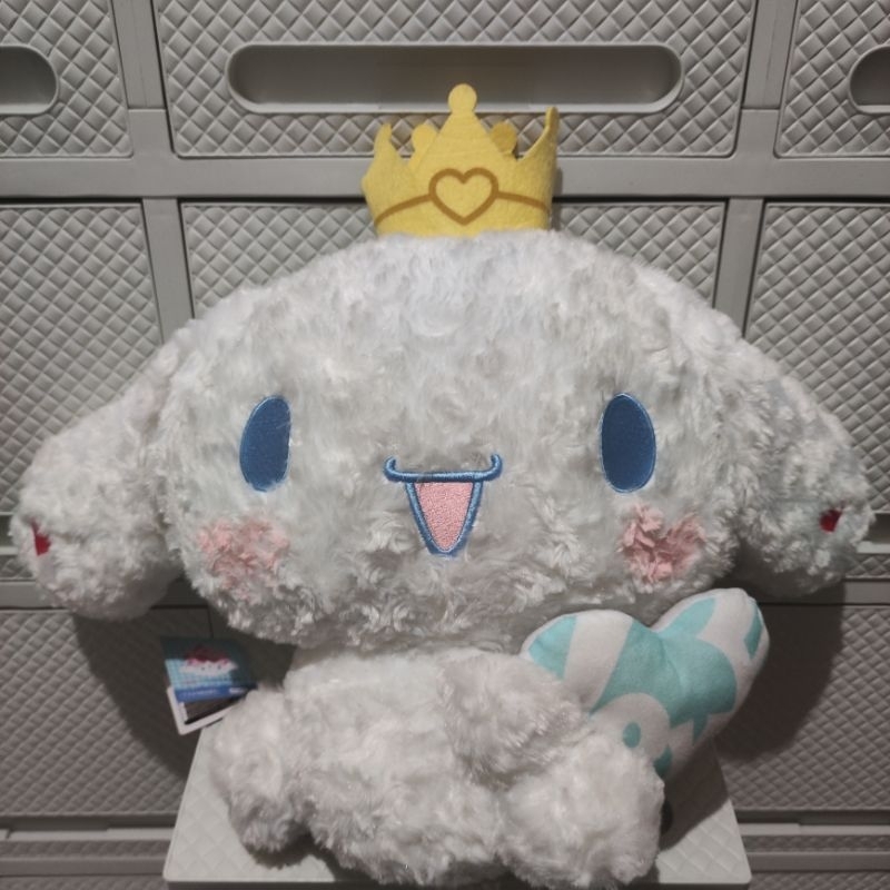 Boneka Furyu Sanrio Cinnamoroll =LOVE (bulu mawar)