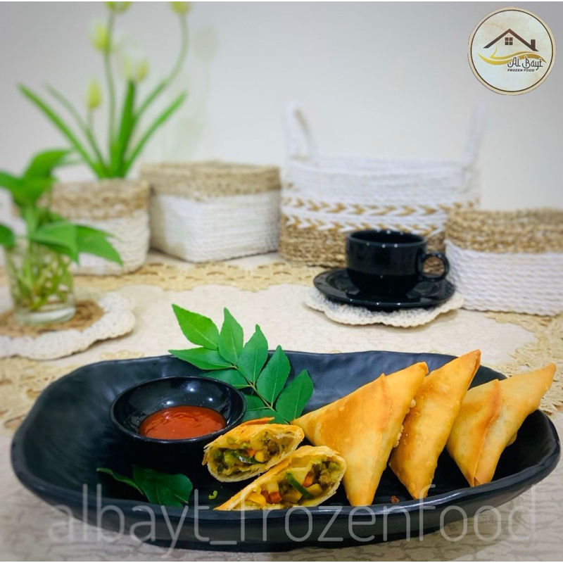 

Samosa daging sayur frozen (10bj) sambosa daging sambosa sayur samboosa sambosa daging sapi frozen food Malang