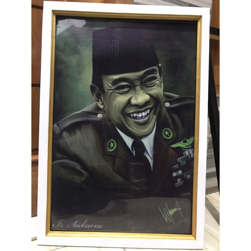hiasan dinding gambar ir. SOEKARNO plus bingkai