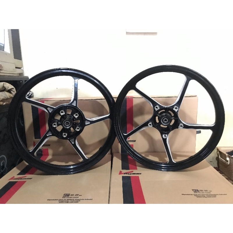 velg vrossi copy enkei mxking