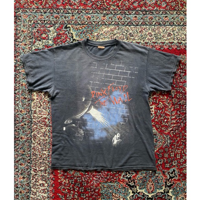 SOLD pink floyd / hanes / band tee
