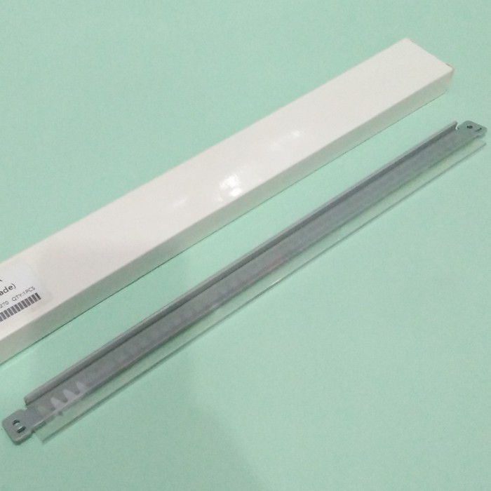 WB Wiper Blade XerDocuCentre IV C2260 C2263 C2265 2260 2263 2265