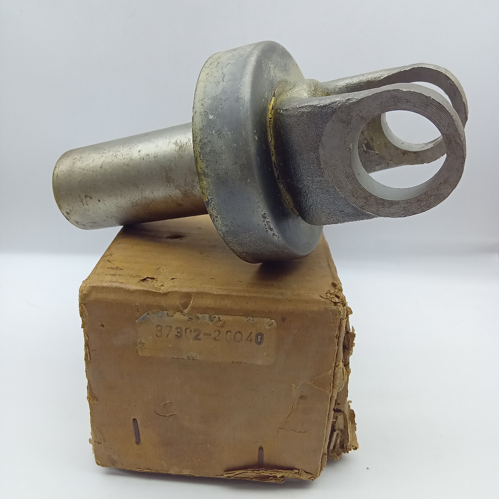 YOKE SLEEVE YOKE KOPEL DEPAN TOYOTA KIJANG SUPER 5K/7K JOINT FUJI JPN