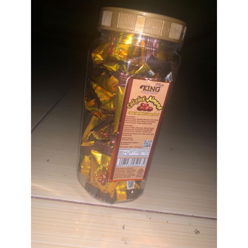 

Coklat almond