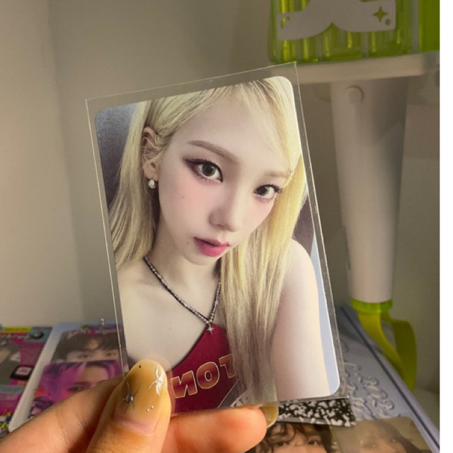 KARINA TC MY WORLD D VER KARINA BLONDE