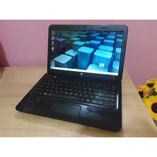 laptop hp 1000 .. 4gb ram warna hitam glossy 320gb hdd NO MINUS