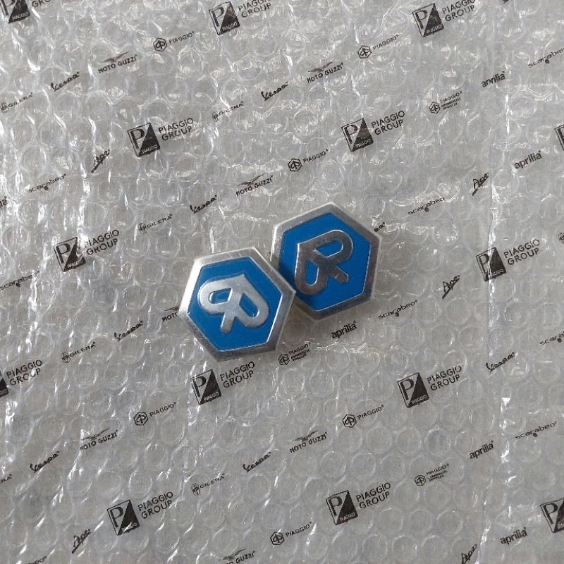 Emblem Chung Piaggio MP3/Liberty With Housing