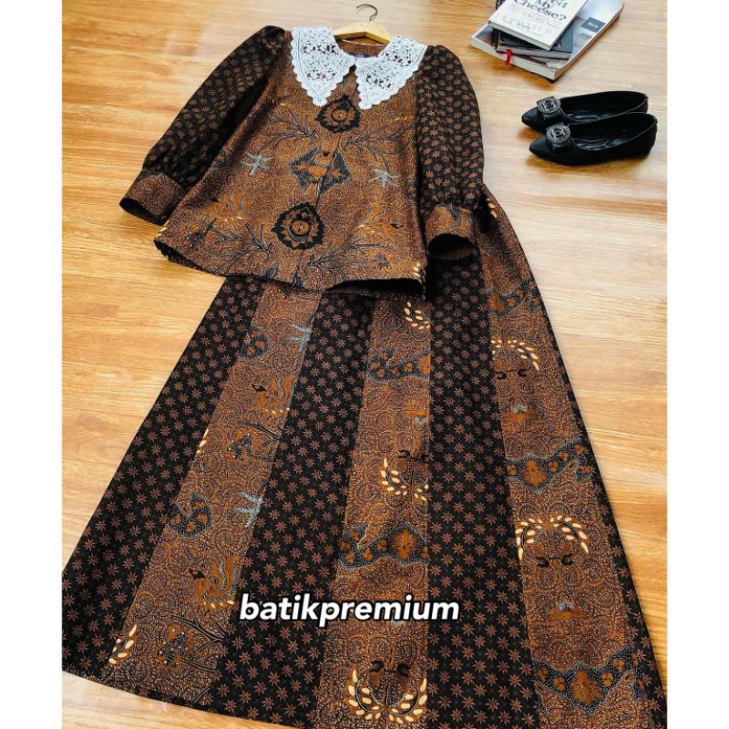 NUSANTARA BATIK SETELAN SET ATASAN DAN ROK