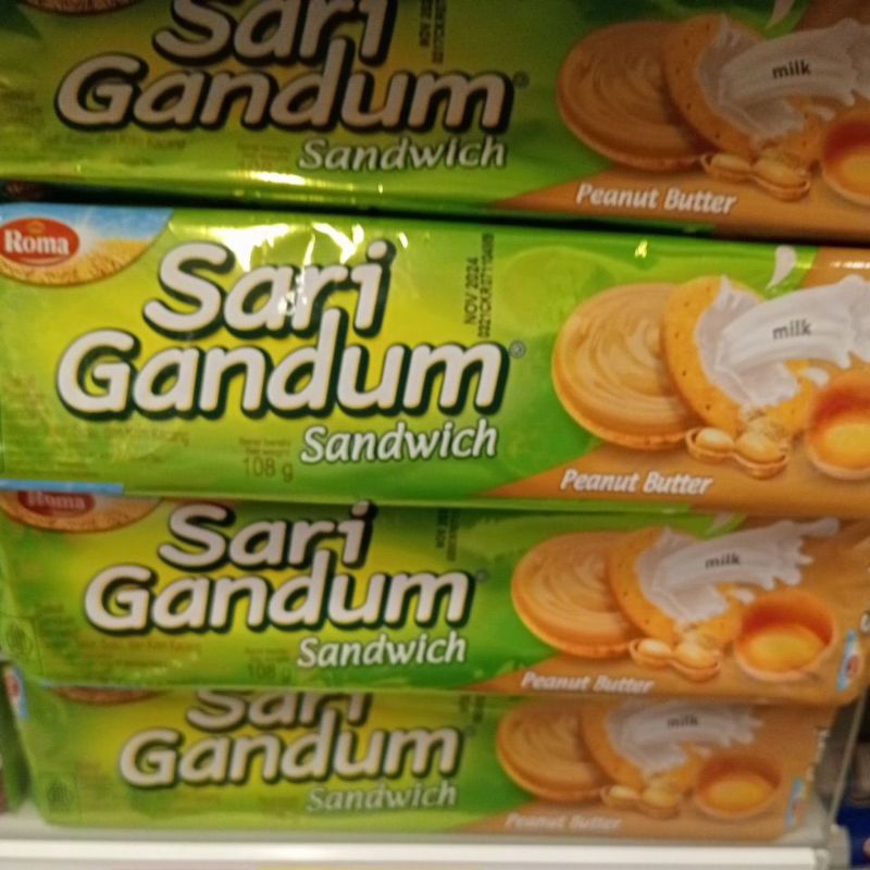 

Sari Gandum Sandwich Peanuts Roma 108g