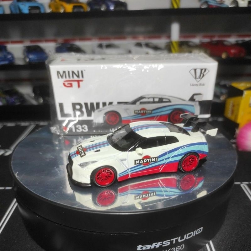 mini gt nissan r35 martini lbwk #133