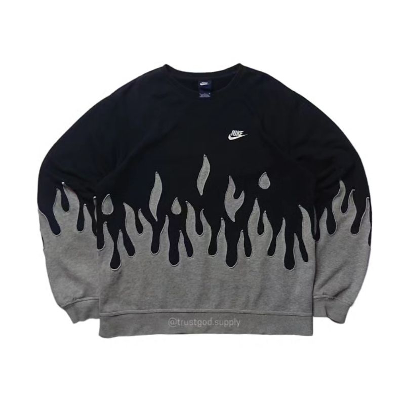 REWORKED NIKE FLAME CREWNECK
