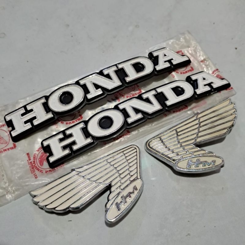 EMBLEM LOGO SAYAP HONDA CB125 CB 125 NOS ORIGINAL