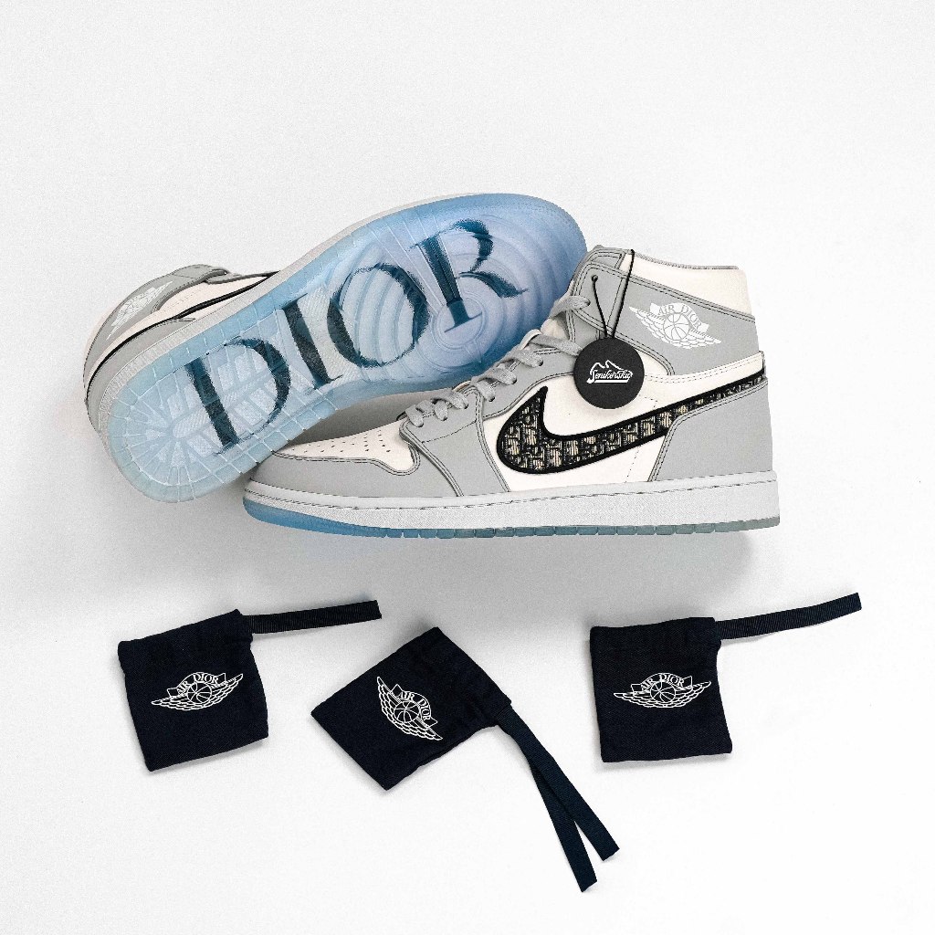 Air Jordan 1 Retro High Dior