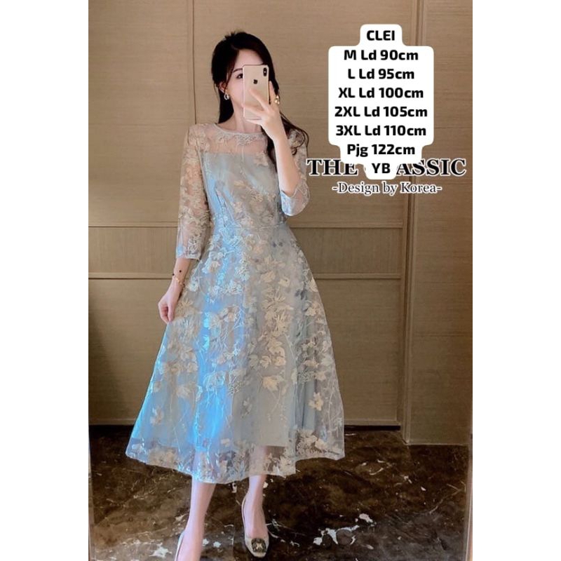 gaun renda lengan panjang