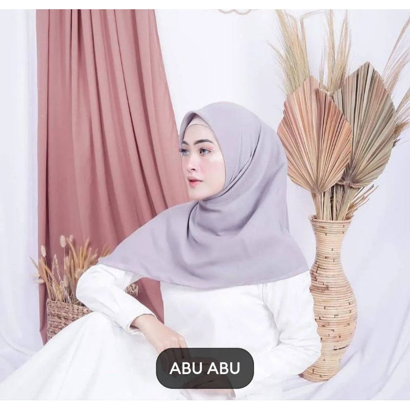JILBAB SEGI EMPAT BELLA SQUARE/HIJAB SEGI EMPAT BELLA SQUARE /JILBAB SEGI EMPAT POLOS