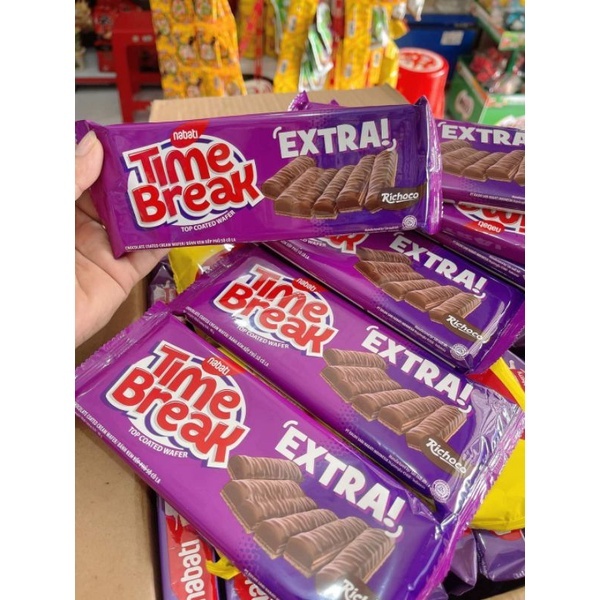 

wafer time break extra 39gr ecer 2000 , wafer yang berbalur cokelat tebal ecer 2000 , kemasan lebih besar