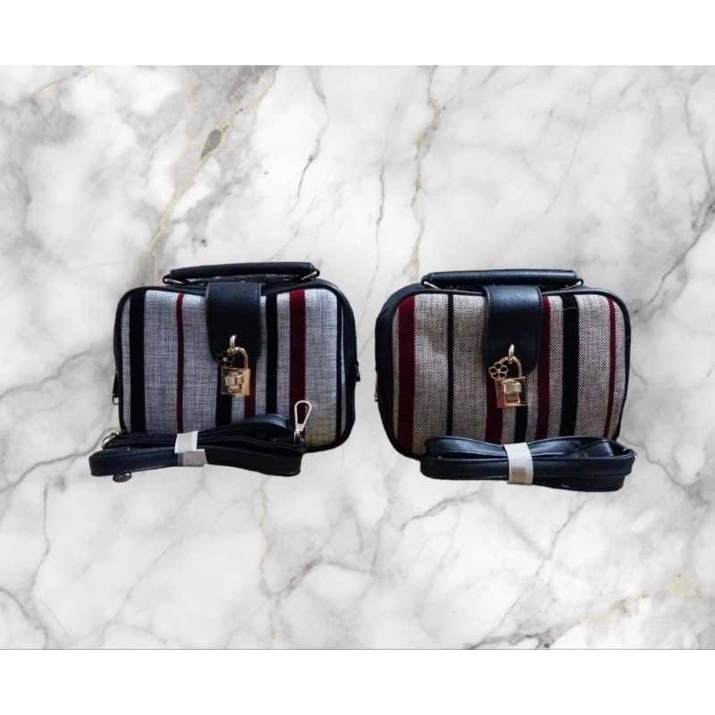 [READY STOCK] TAS SELEMPANG WANITA HITAM ELEGAN | SLING BAG HITAM WANITA ELEGAN - WARNA HITAM (M)