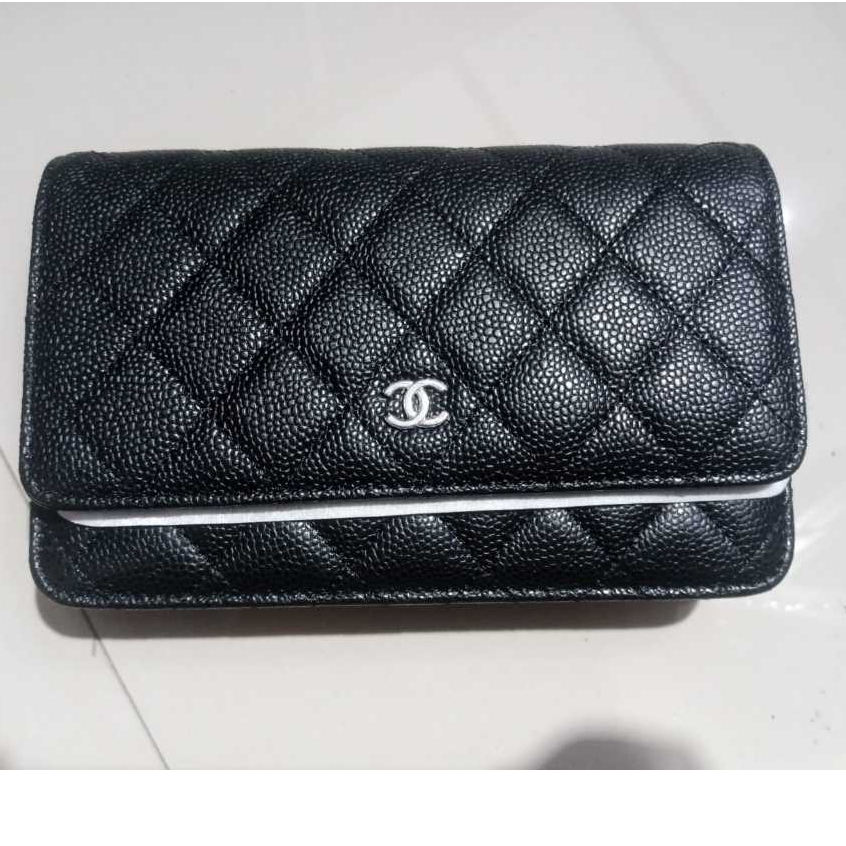 Tas Sling Clutch CH Gift Classic WOC Caviar Bag hitam Silver SHW Dengan Tag Barcode Selempang Sling 