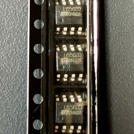 L6562D L6562 L6562A L6562AD L6562AN L6562AT L6562N Two-Phase Buck PWM Controller SMD SOP-8