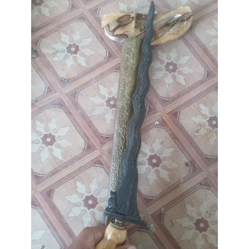 keris singo barong luk 13