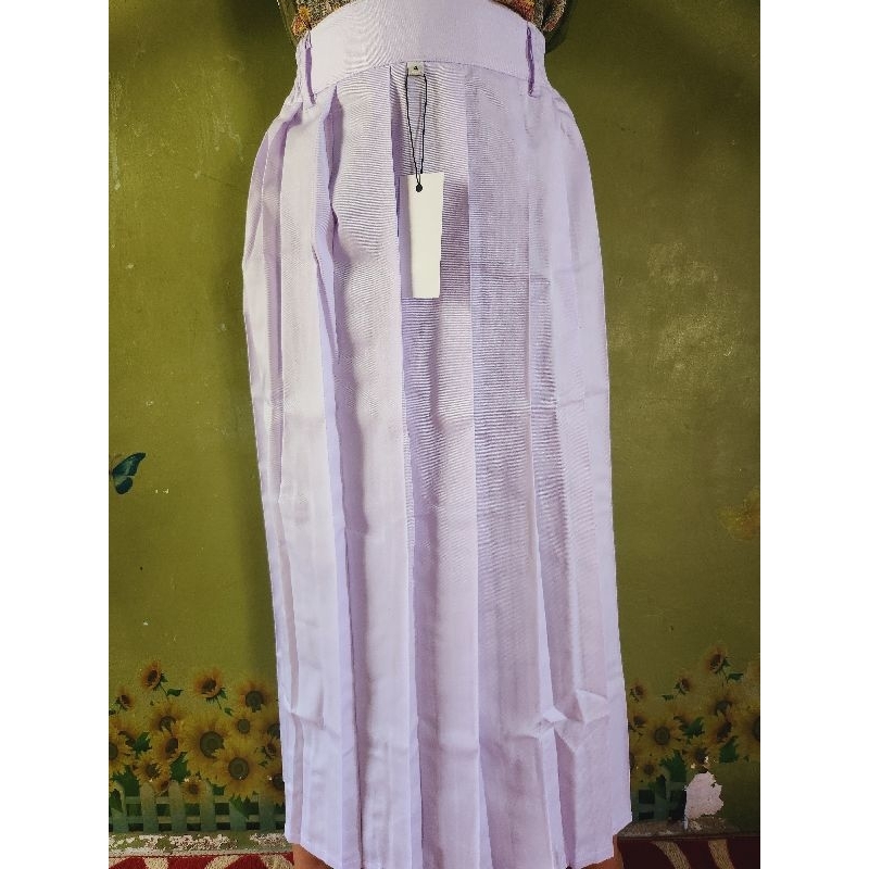 Rok Putih Plisket Panjang