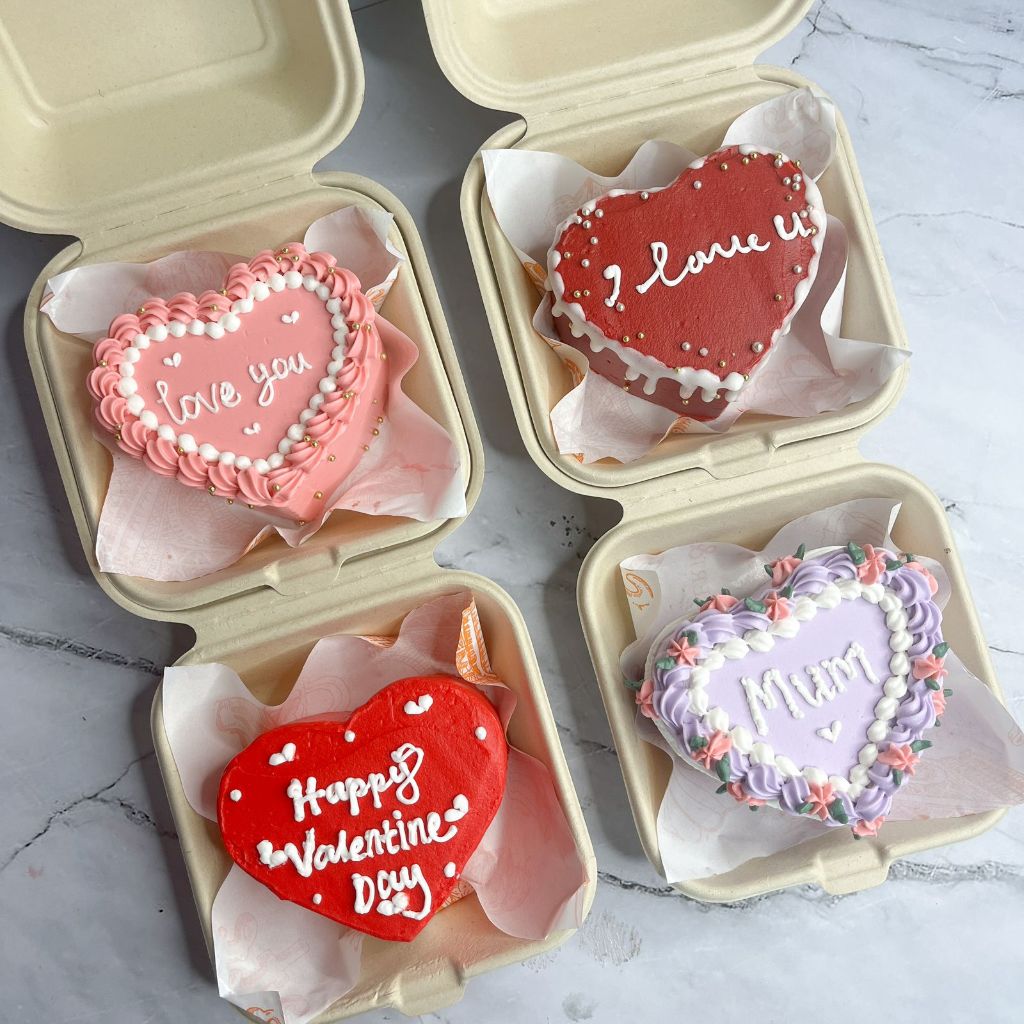 

Valentine 2025 / Bento Cake / Korean Cake / Hampers Valentine / Mini Cake / Bday Cake