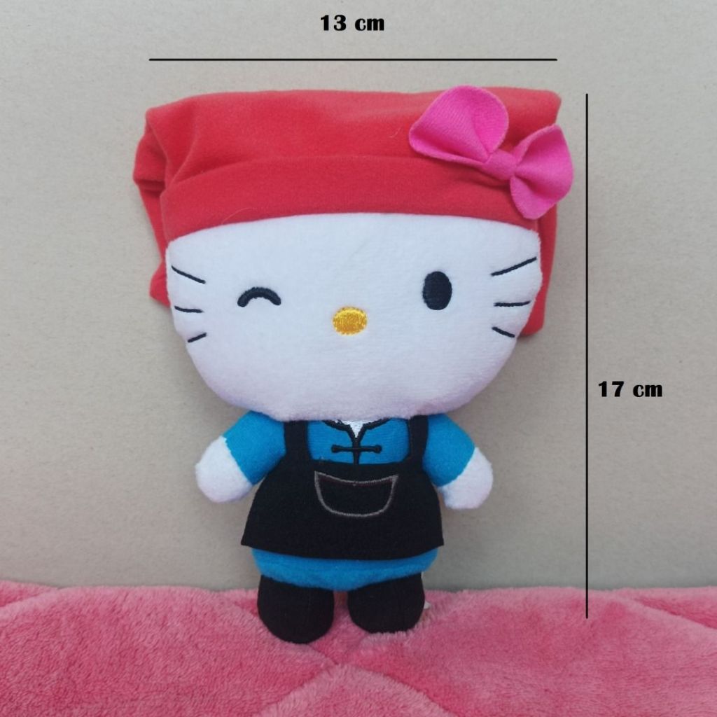 632 - Mc Donald 2015 Boneka Hello Kitty SG 50 Samsui Woman - Loose