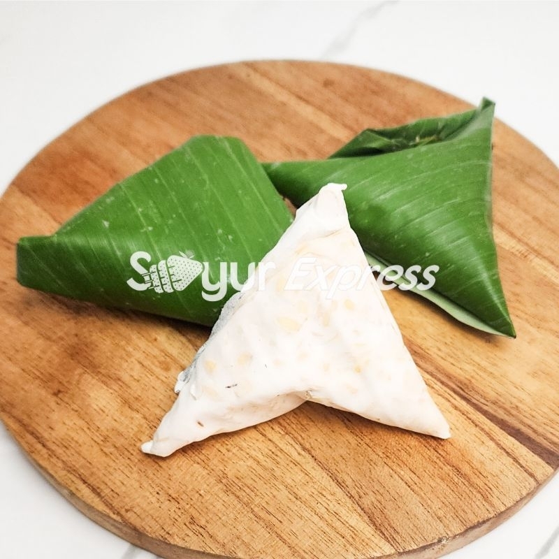 

KIRIM INSTAN Tempe Daun Segitiga isi 3