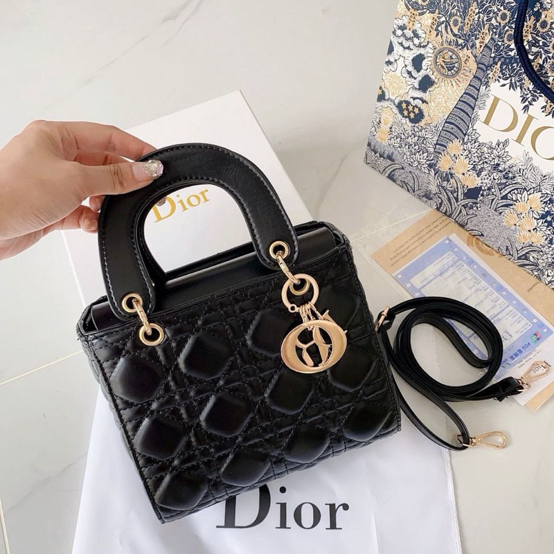 LADY DIOR HITAM FREE BOX